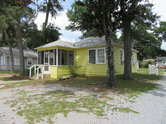 Building Photo - 1708 Louise Ave