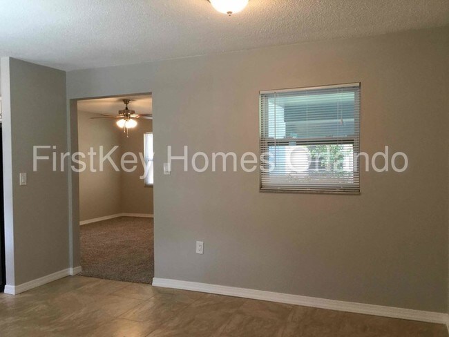 Building Photo - 3006 Sherry Dr