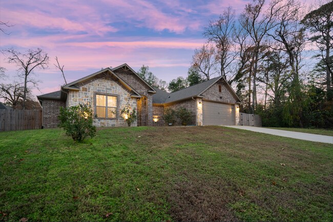 Foto del edificio - Coming Soon! Stunning 3 Bedroom 2 Bath Rental Near Lake Palestine! Bullard ISD!