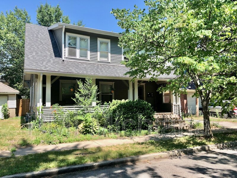 909 Vassar Ave Unit 2, South Bend, IN 46616 Condo for Rent in South