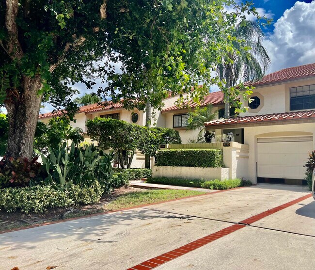 7748 La Mirada Dr, Boca Raton, FL 33433 Condo for Rent in Boca Raton