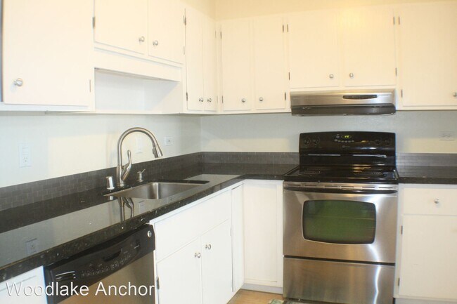 Building Photo - 1 br, 1 bath House - 651 Port Drive #303