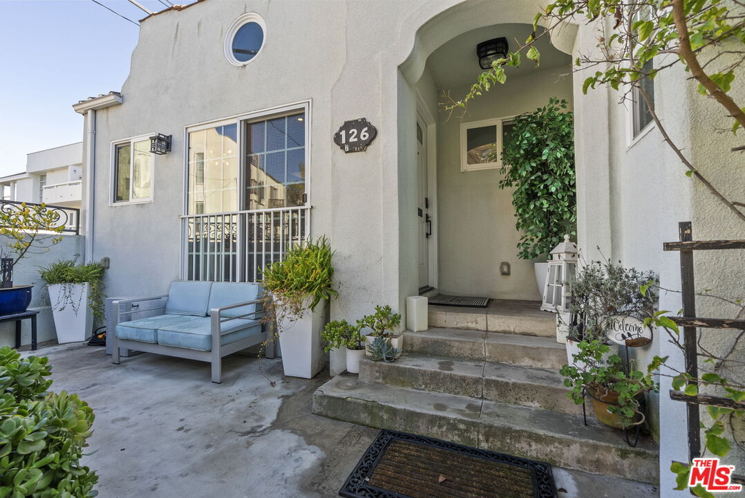 Foto principal - 126 Driftwood St