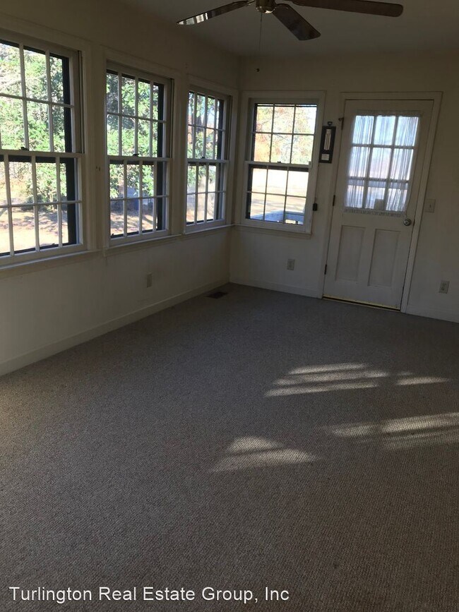 Building Photo - 3 br, 2 bath House - 55 Eagle Rd