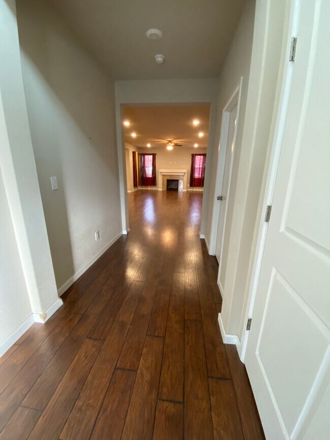 Foto del edificio - 3344 Juno Ct NE