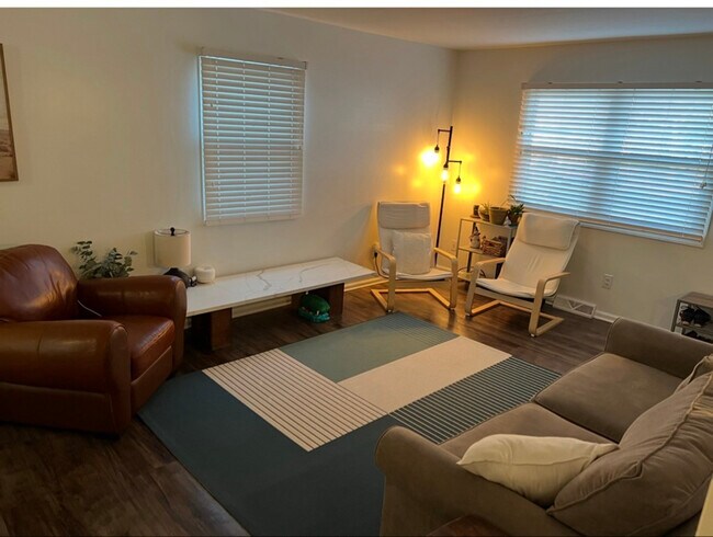 Foto del edificio - 3719 Kalamazoo Ave SE