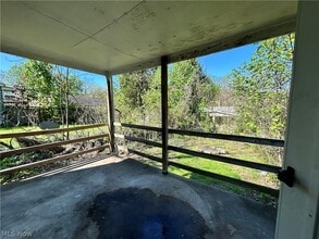 Building Photo - 507 Cedar Ave