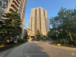 Building Photo - 25-425 Kingsbridge Garden Cir