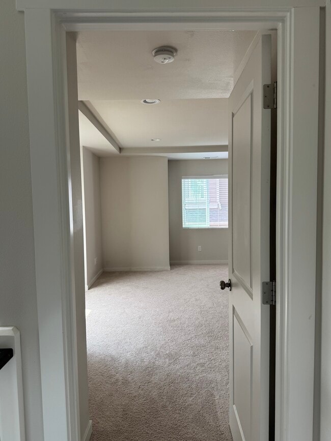 Entrance to the room - 29 159th St SE