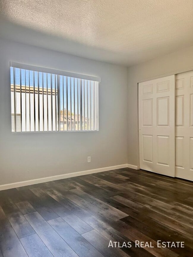 Foto del edificio - 1553 W Mercer Ln