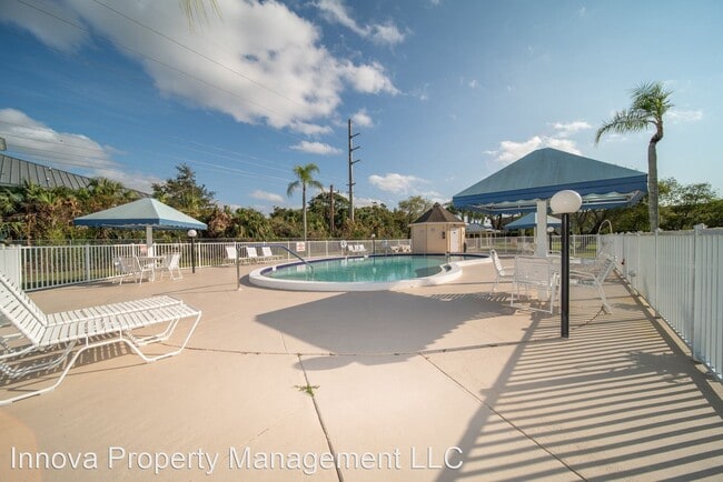 Building Photo - 2 br, 2 bath House - 1100 Pondella Rd #1002