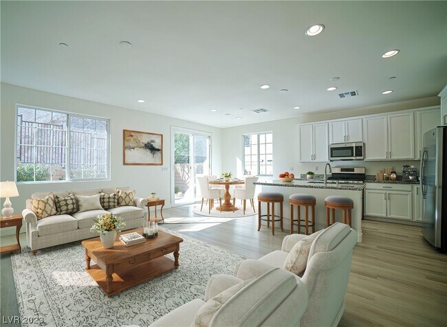 Foto del edificio - 85 Moon Hill Dr