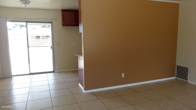 Building Photo - 775 Topaz Ave