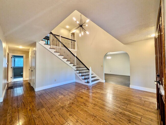 Foto del edificio - 18132 Westview Dr
