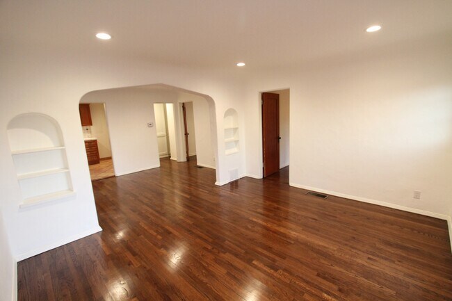 Foto del edificio - 937 Hammond St