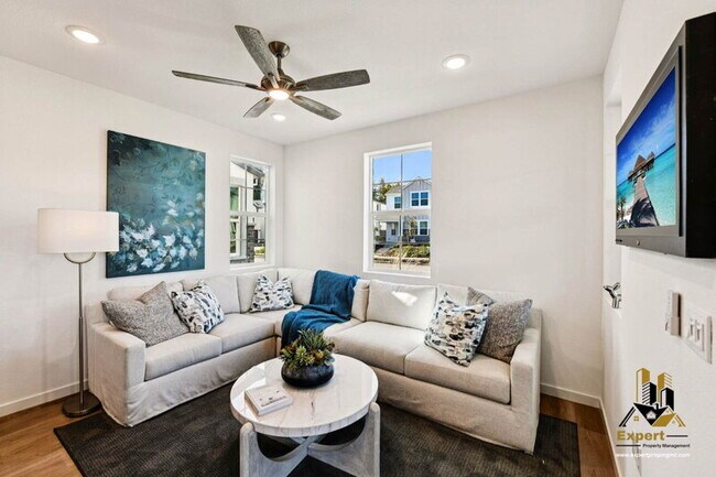 Foto del edificio - 8647 Starburst Way