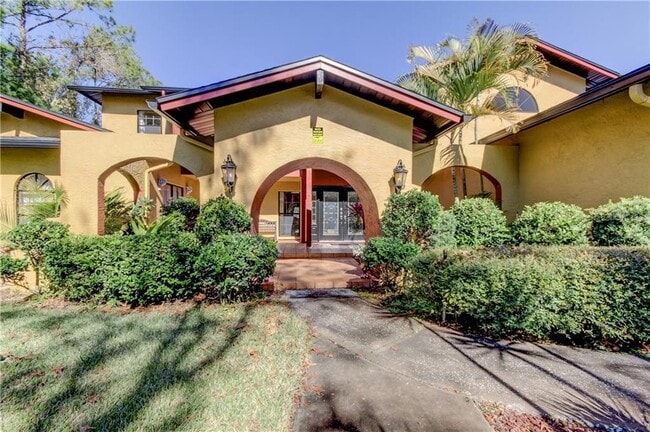 Building Photo - 6401 Millstone Dr