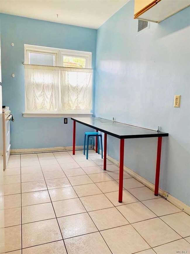 Building Photo - 73-05 197th St