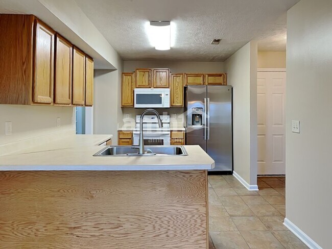 Foto del edificio - 1428 Westview Dr