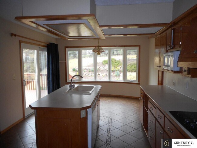 Building Photo - 1708 Sherry Dr