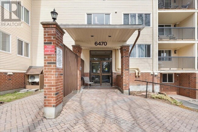 Building Photo - 6470 Bilberry Dr.