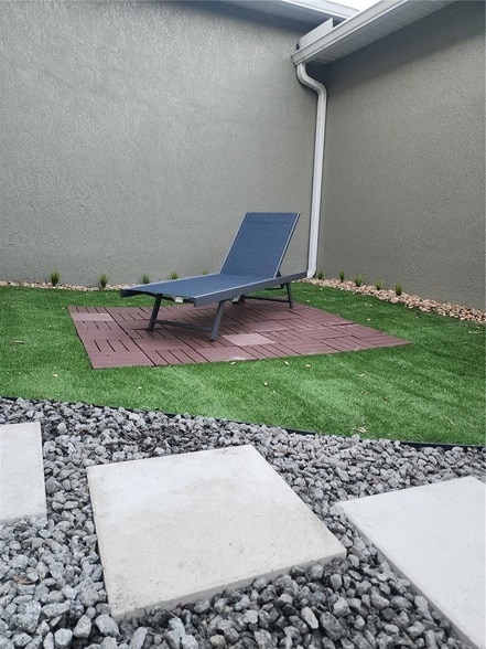 Foto del edificio - 13209 Silver Strand Falls Dr