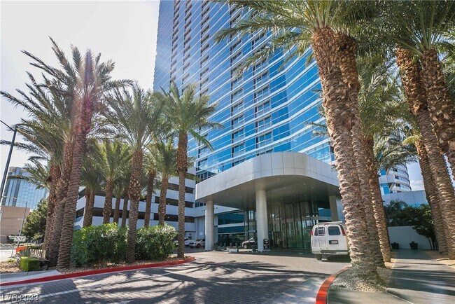 Building Photo - 4471 Dean Martin Dr