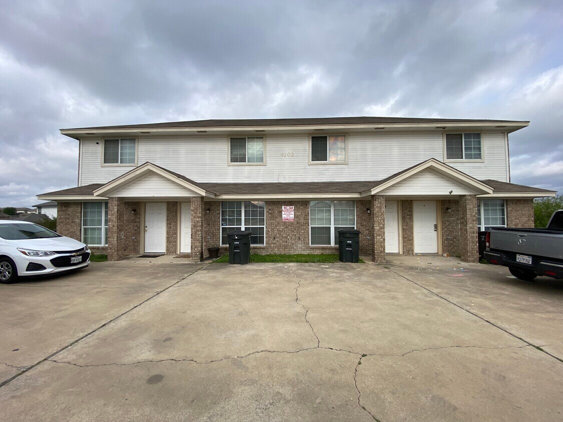 Foto principal - 4102 Nadine Dr