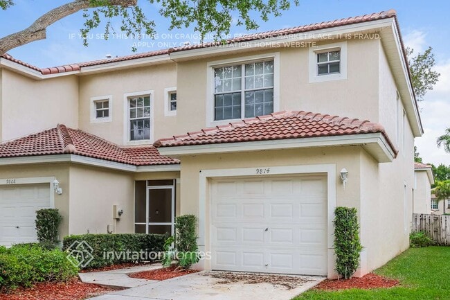 Building Photo - 9814 Porta Leona Ln