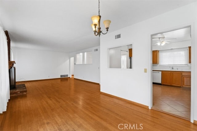 Building Photo - 13592 Saigon Ln