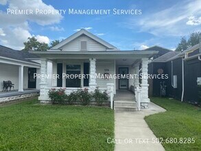 Building Photo - 504 Warnock St