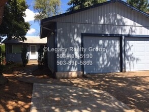 Building Photo - 13309-13311 Clairmont Way