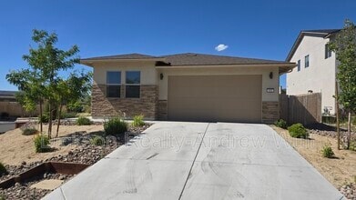 Building Photo - 401 Pasillo Ct