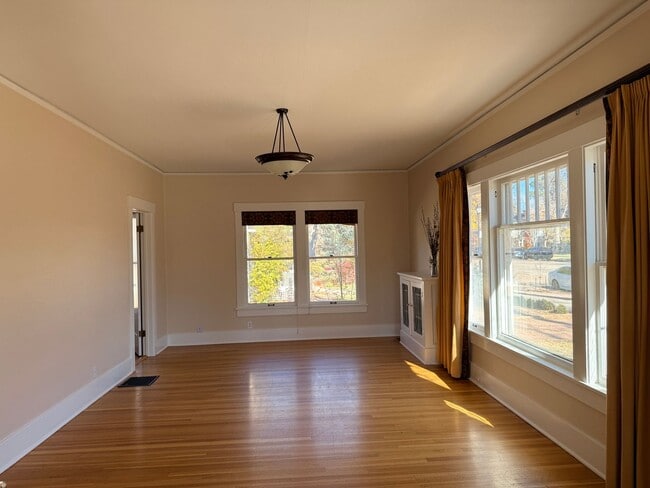 Building Photo - Nice single family home in the "OLD NORTH ...