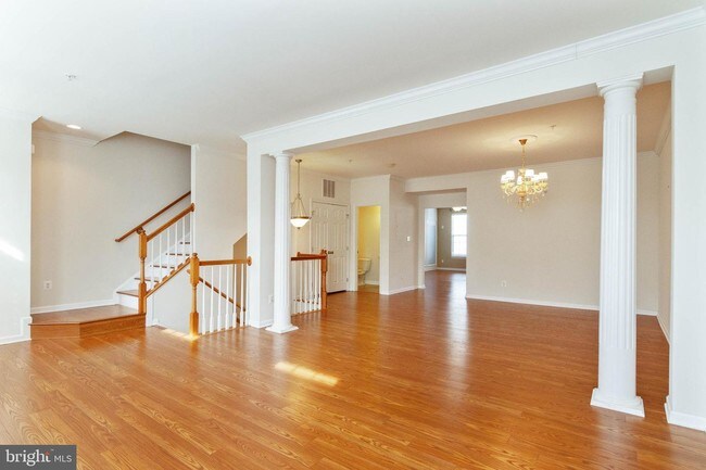 Building Photo - 2702 Sheffield Hill Way