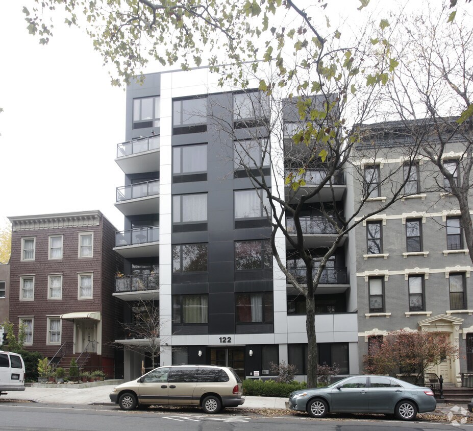 118122 Vanderbilt Ave, Brooklyn, NY 11205 Apartments Brooklyn, NY