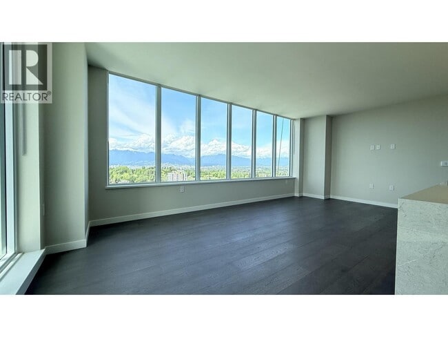 Building Photo - 485 W 42nd Ave