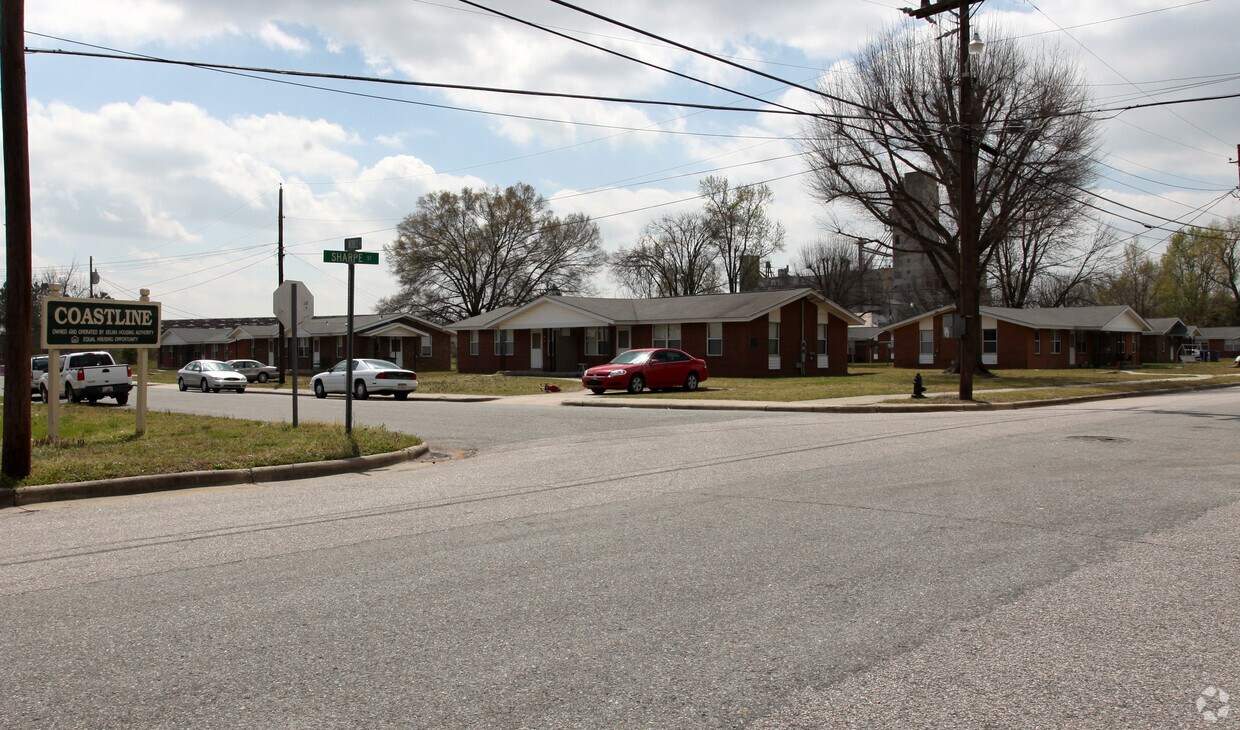 Coastline Apartments Apartments in Selma, NC