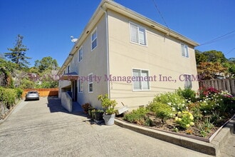 Building Photo - 139 Park St