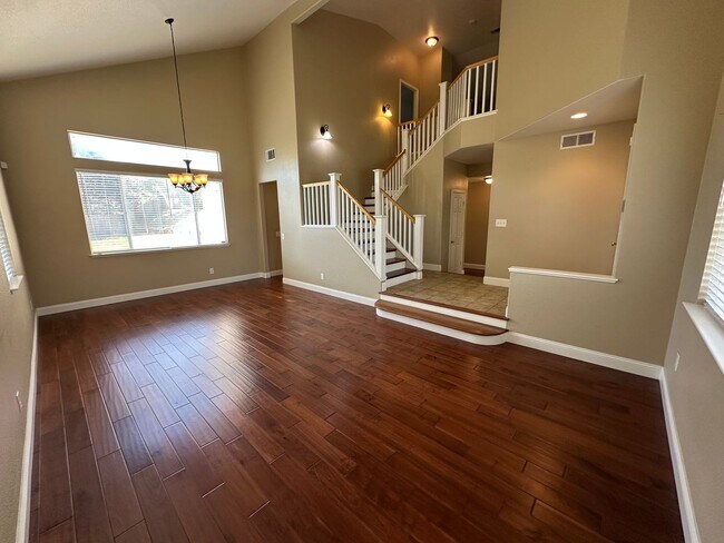 Foto del edificio - Beautiful Remodeled 4 Bedroom, 3 Bath Home