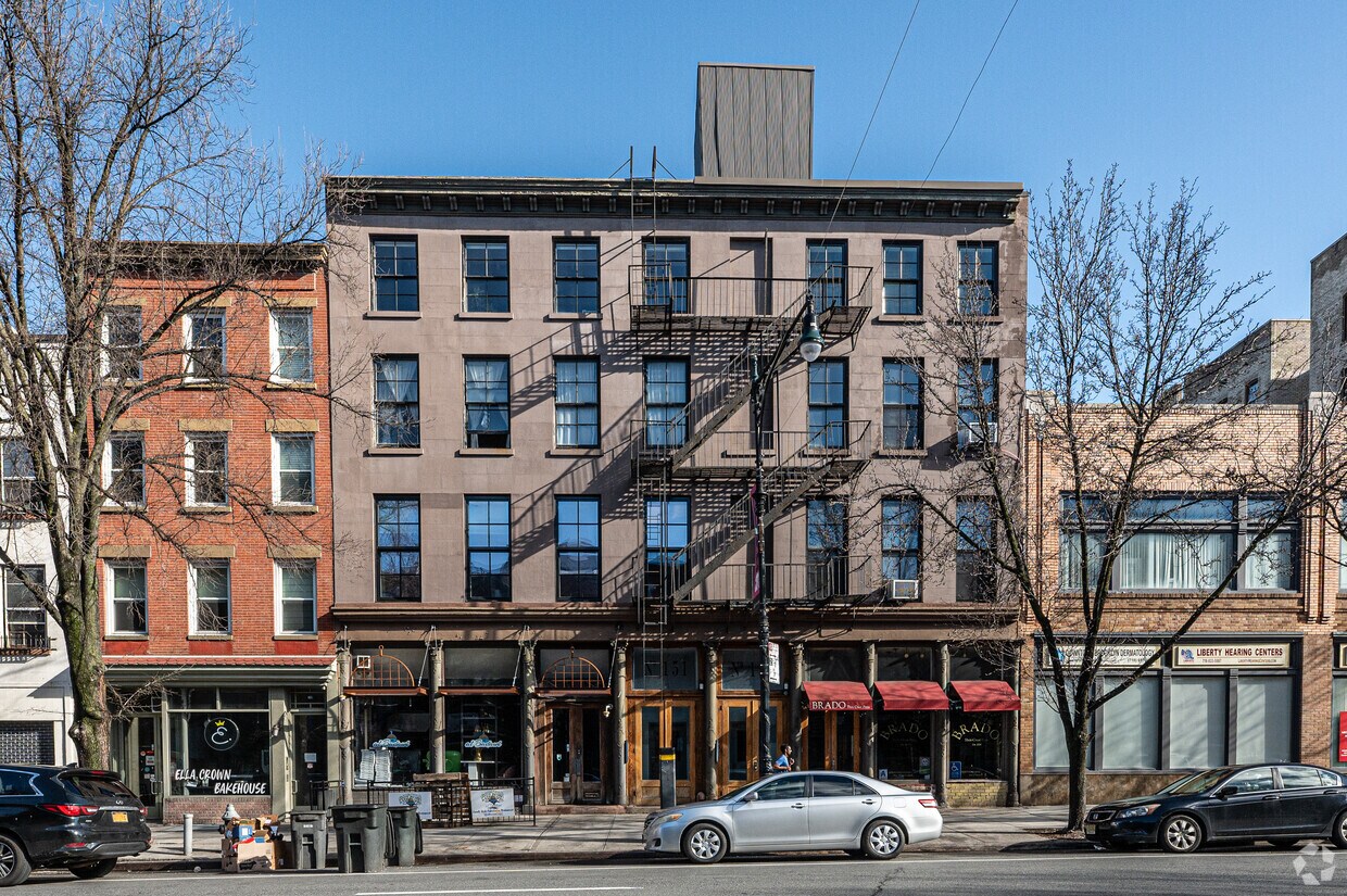 Primary Photo - 151-155 Atlantic Ave