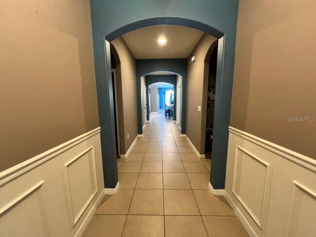 Building Photo - 2313 Beacon Landing Cir