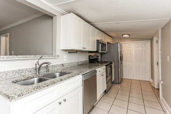 Foto del edificio - 884 Custer Ave SE