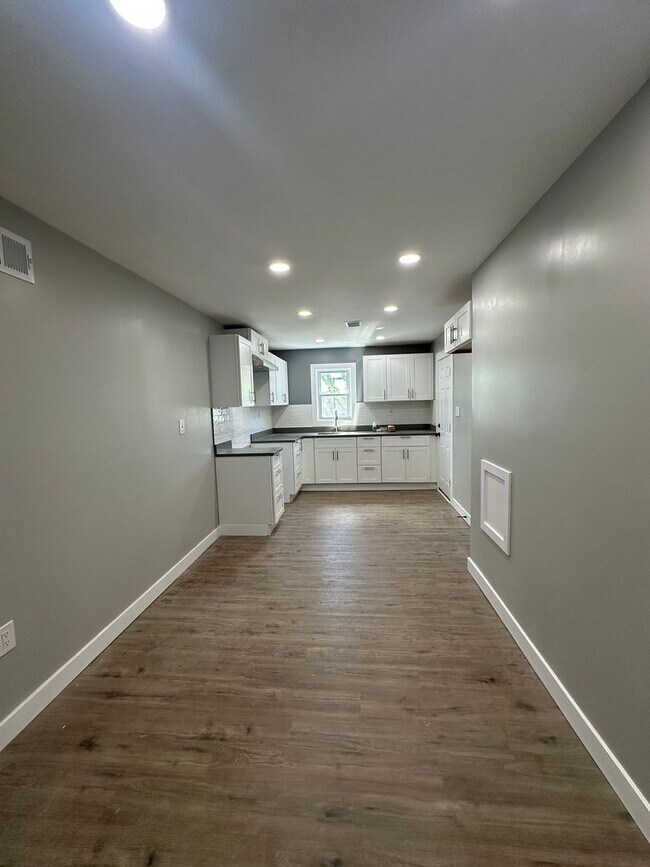 Foto del edificio - Newly renovated 3 bed/1 bath