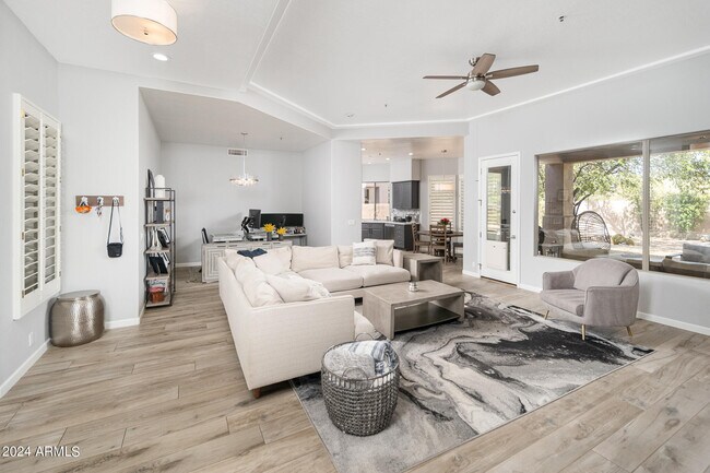 Foto del edificio - 32427 N 71st Way