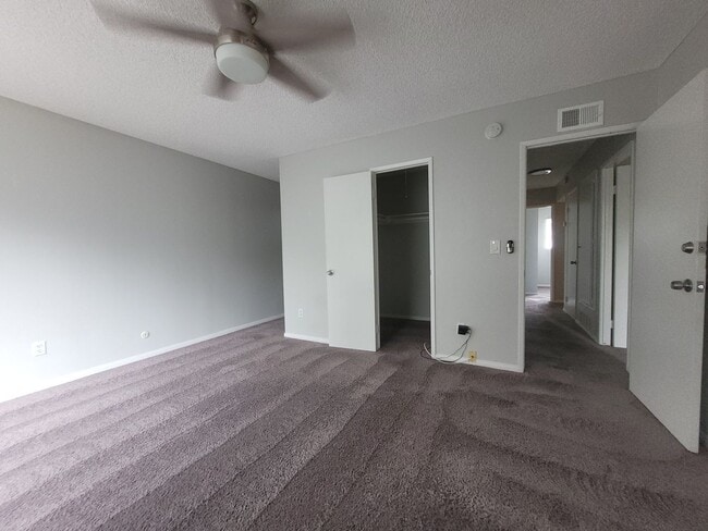 Building Photo - La Jolla Vista Townhome near UCSD