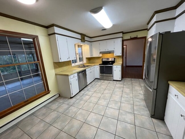 Foto del edificio - 735 E King St