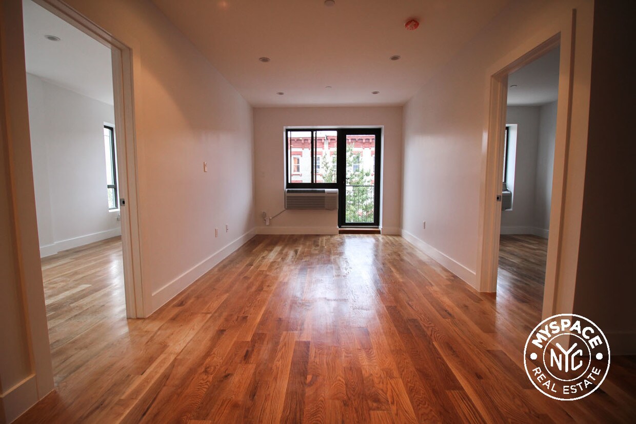 Foto principal - 224 Vernon Ave