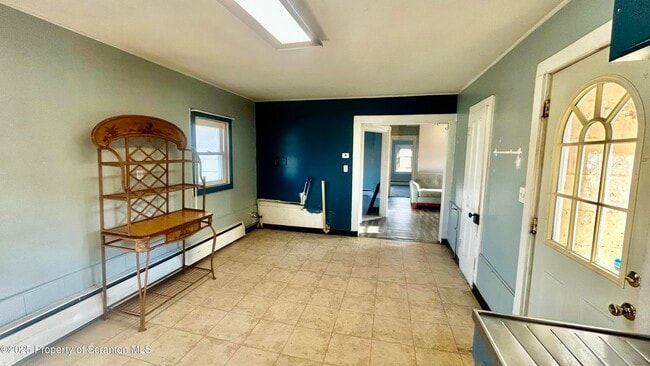 Foto del edificio - 5893 E High St