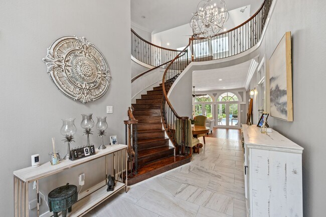 Foto del edificio - 4619 Breezy Point Dr
